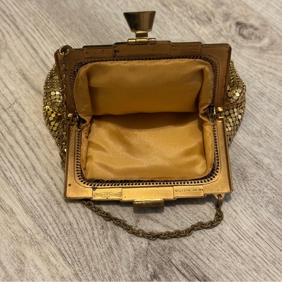 NEW Whiting & Davis Vintage Small Goldtone Metal Mesh Clutch/Evening Bag - Picture 4 of 8